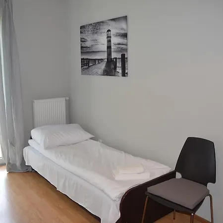 Apartament Violet Apartment *